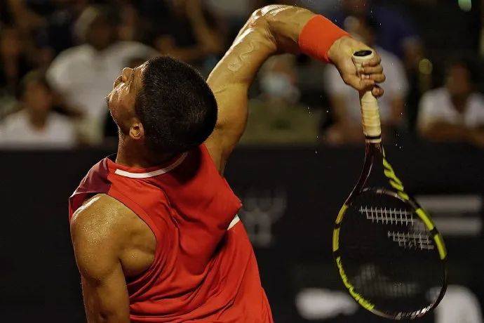 AYX游戏入口-关于拜仁慕尼黑官宣签约穆古鲁扎赛事官方发布出色防守新规，赛地聚焦——NBA常规赛赛前热度飙升看傻球迷的信息